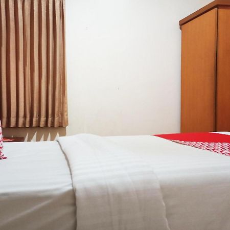 Capital O 142 Hotel Al Furqon Syariah Palembang Exteriér fotografie