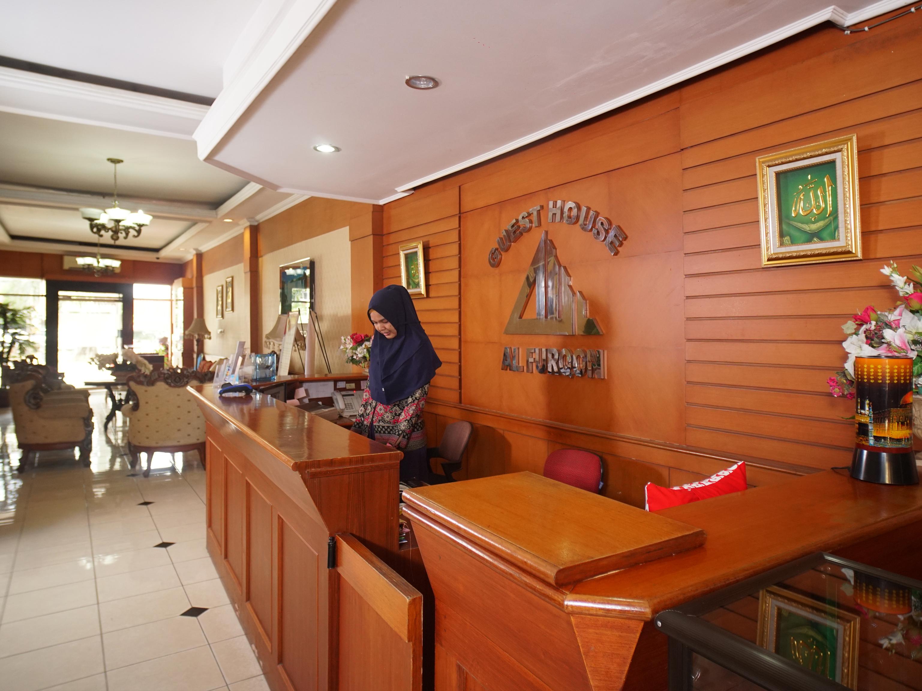 Capital O 142 Hotel Al Furqon Syariah Palembang Exteriér fotografie